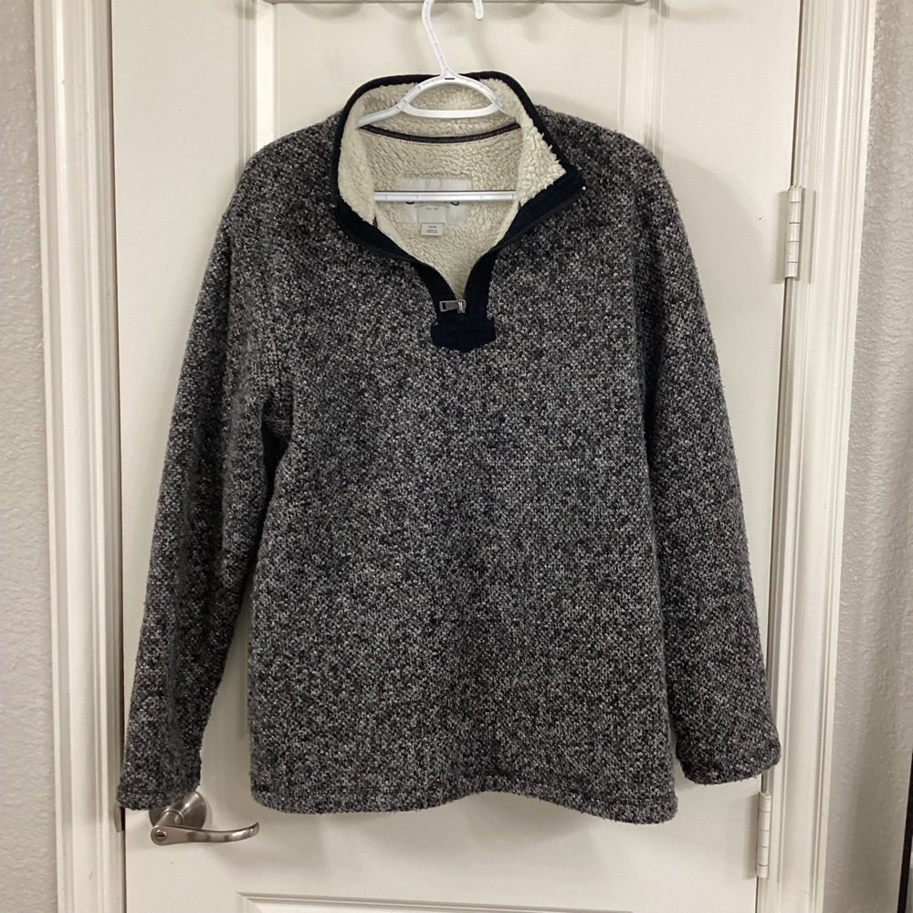 Orvis Black and Cream Fleece Pullover